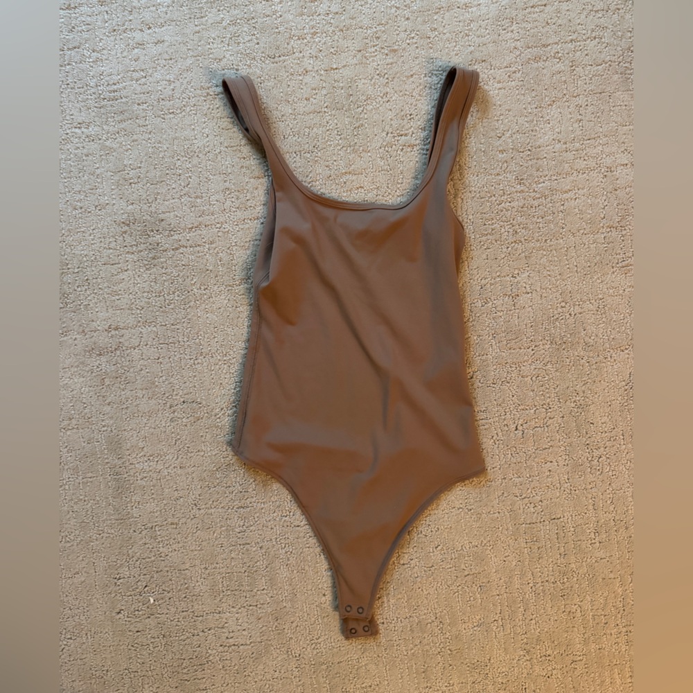 Abercrombie & Fitch Taupe Soft Seamless Top